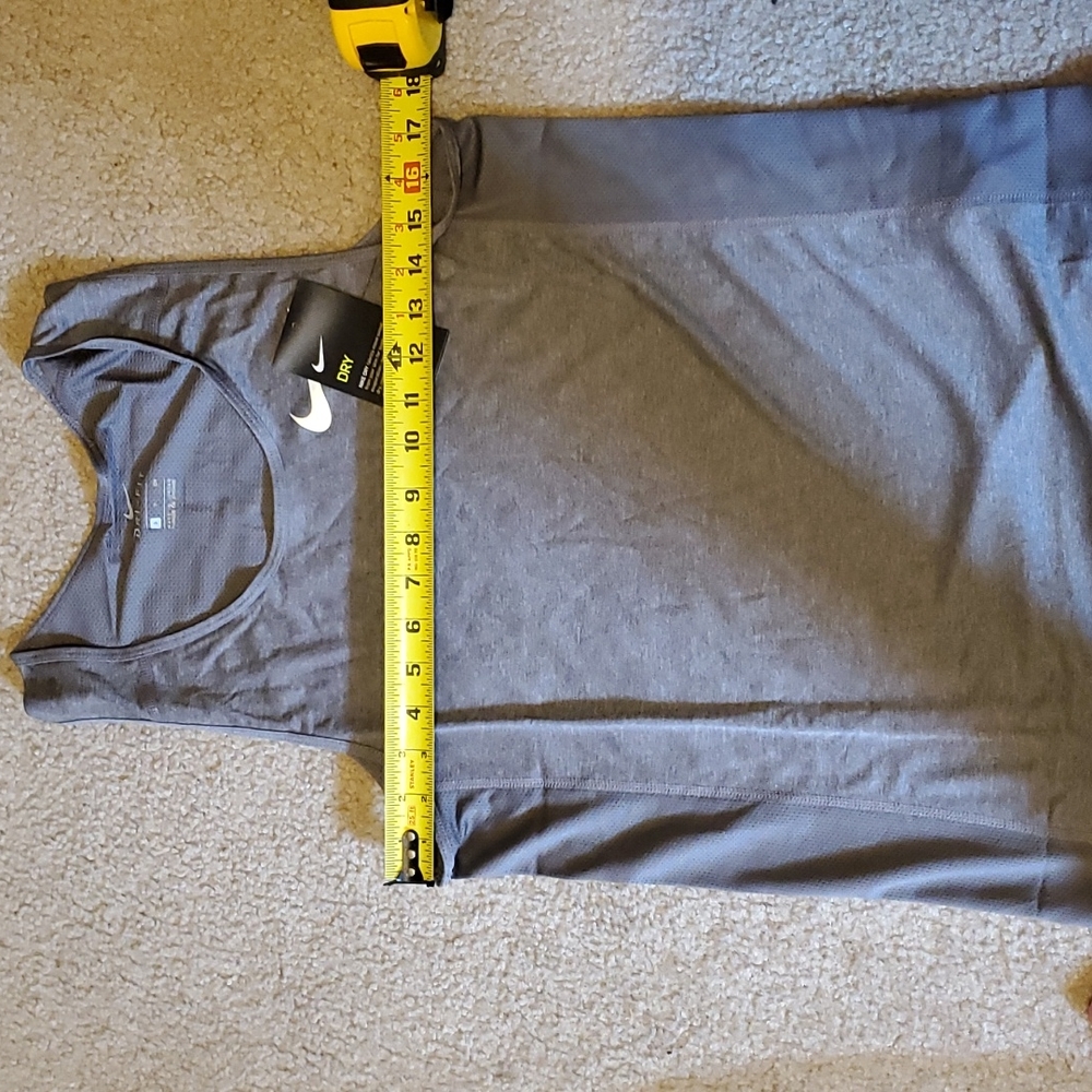 NIKE Dryfit Men's  Sleeveles… - Picture 8 of 9